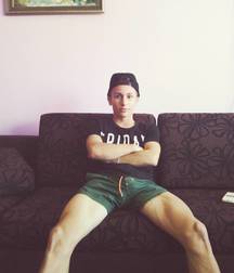 TWINK 5a28c7796c25a.jpg
