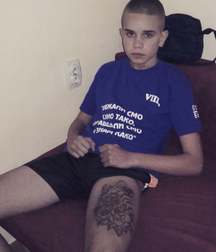 TWINK 5a28c7b5c510f.jpg