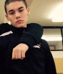 TWINK 5a28c9465a3bb.jpg
