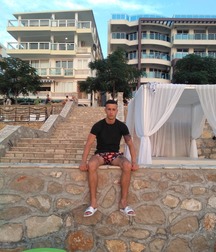 Twinks 5ce019543af13.jpg