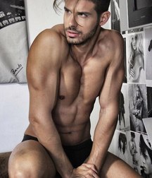 Hot guys and hot bulbs. 5740a19a1cdaf.jpg