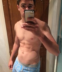 Hot guys and hot bulbs. 5740a1a46b4b6.jpg