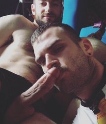 Real Hot men 57718a4c8c107.jpg