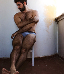 Hairy men 580a5518bfd5c.jpg