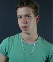 DOMINIK 59e27ea78334b.jpg