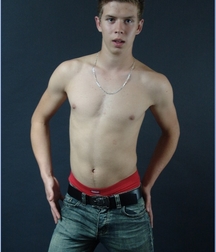 DOMINIK 59e27ebd98c89.jpg