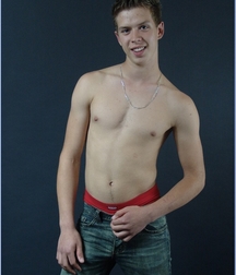 DOMINIK 59e27ec89e072.jpg