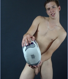 DOMINIK 59e27f790b032.jpg