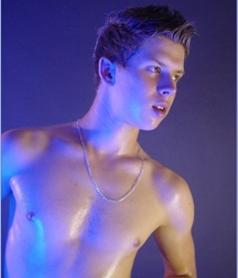 DOMINIK 59e2803849f08.jpg