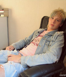AB James 59e6017a4a1fe.jpg