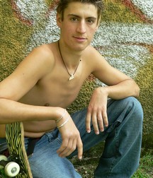 AB Marek 59e70ec836783.jpg