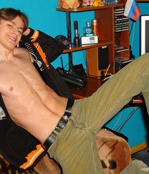 AB Max 59e717c61943f.jpg