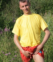 AB Vitaly 59ec5bdd17035.jpg
