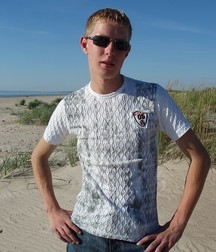 Artur 59f0d3548e26d.jpg