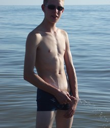 Artur 59f0d3873a417.jpg