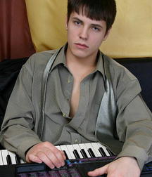 Derek 59f180e7719f5.jpg
