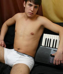 Derek 59f180f714749.jpg