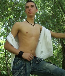 BoiBox_Bryan-01 59f583f552468.jpg