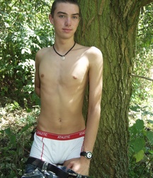 BoiBox_Bryan-01 59f5841211364.jpg