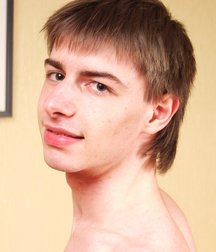BoiBox_John 59f63f3c03cc0.jpg
