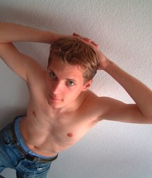 BoiBox_Kai 59f6410536854.jpg