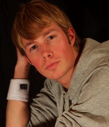 BoiBox_Kevin 59f6ce15e6fe0.jpg