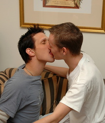 BoiBox_Luke_and_Scott 59f6d6320b4f3.jpg