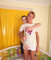 Alex pours not only champagne for his friends 59fb7377a5c4d.jpg
