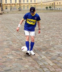 Benny from Berlin 5a2a5128d586a.jpg
