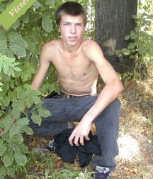 Viktor 5a2fcd6328e9e.jpg