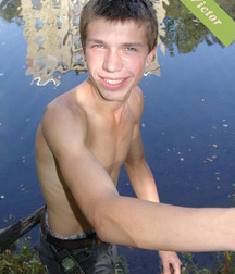 Viktor 5a2fcd959a311.jpg