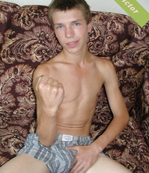 Viktor 5a2fcdbe14323.jpg