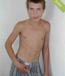 Viktor 5a2fcdc3af6d8.jpg