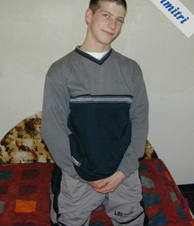 Dimitri 5a30eb334c01c.jpg
