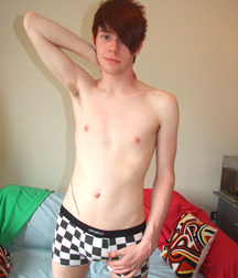 Alex 5a30ec9d2d9bf.jpg