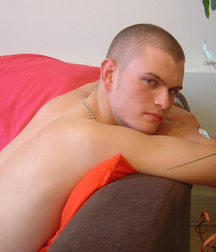 Josh 5a32a0585dbe2.jpg