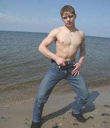 Cody 5a32a4959dcb5.jpg