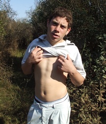 Alejandro 5a339a6c3a7a7.jpg