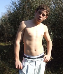 Alejandro 5a339a75046d9.jpg