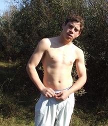 Alejandro 5a339a7775190.jpg