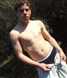 Alejandro 5a339a7b691f0.jpg