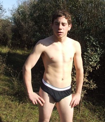 Alejandro 5a339a81046fb.jpg