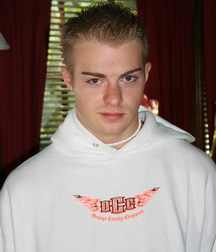Alex 5a339b6fc9c5e.jpg