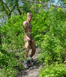 Kriss 5a34e6b74801b.jpg
