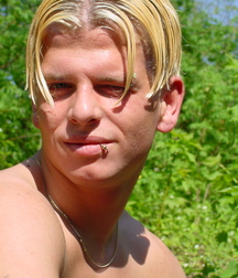 Kriss 5a34e6ed0464b.jpg