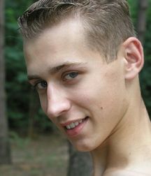 Madvey 5a34e8874ac50.jpg