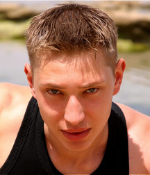 Alexander 5a379abb40a4c.jpg