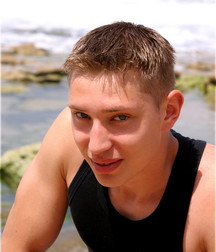 Alexander 5a379abc82459.jpg