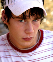 Andre B 5a379f3beaf78.jpg