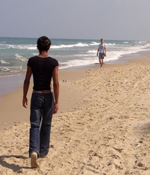 Hen & Ariel 5a38cf837199f.jpg